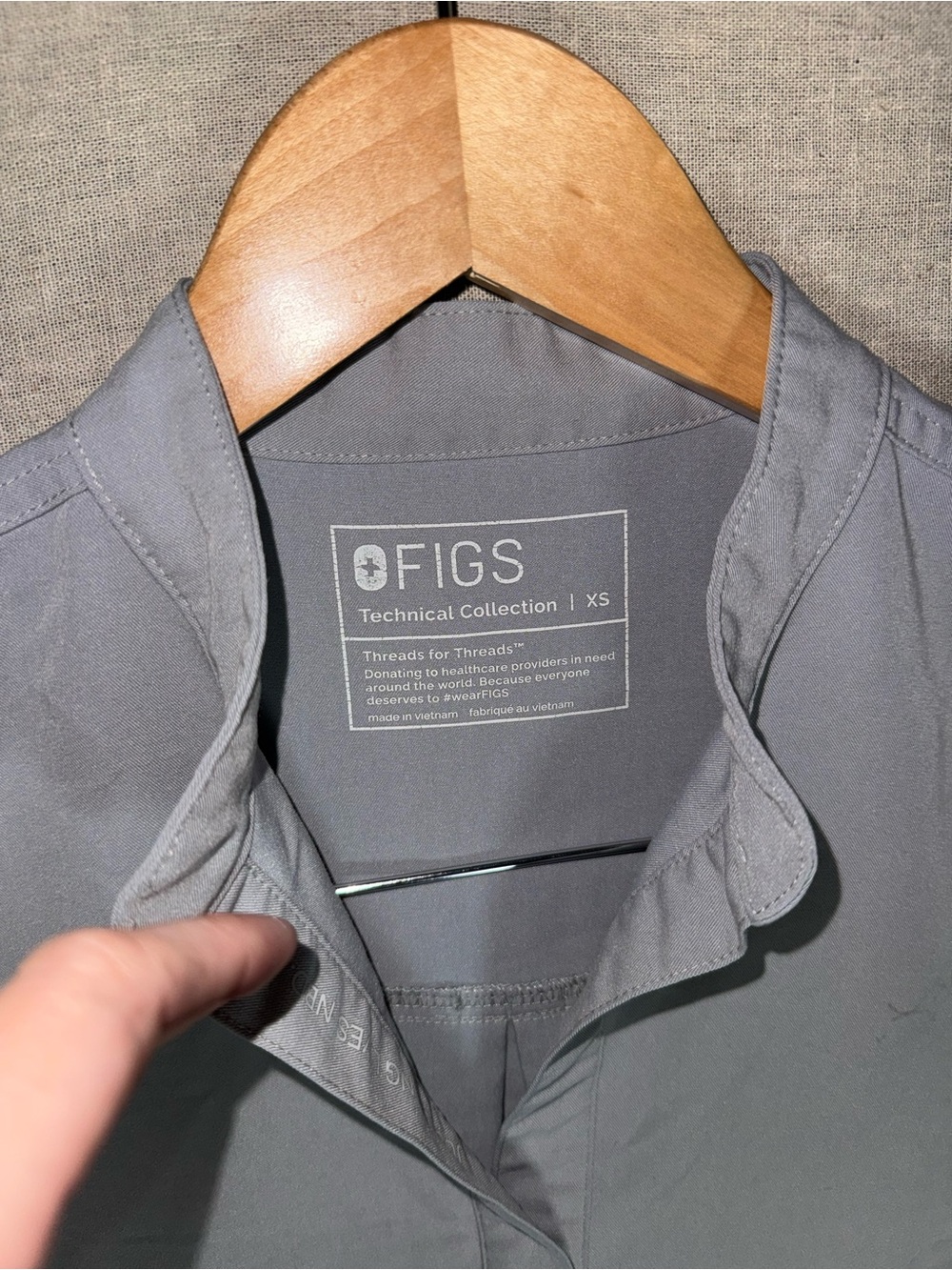FIGS Rafaela Oversized Scrub Top - Picture 4 of 5